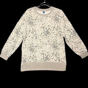 Old Navy Animal Print Sweater. size medium.